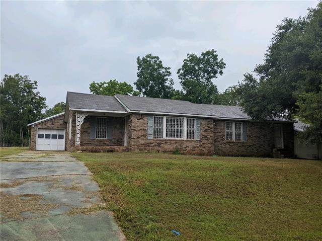 812 6th Street — photo