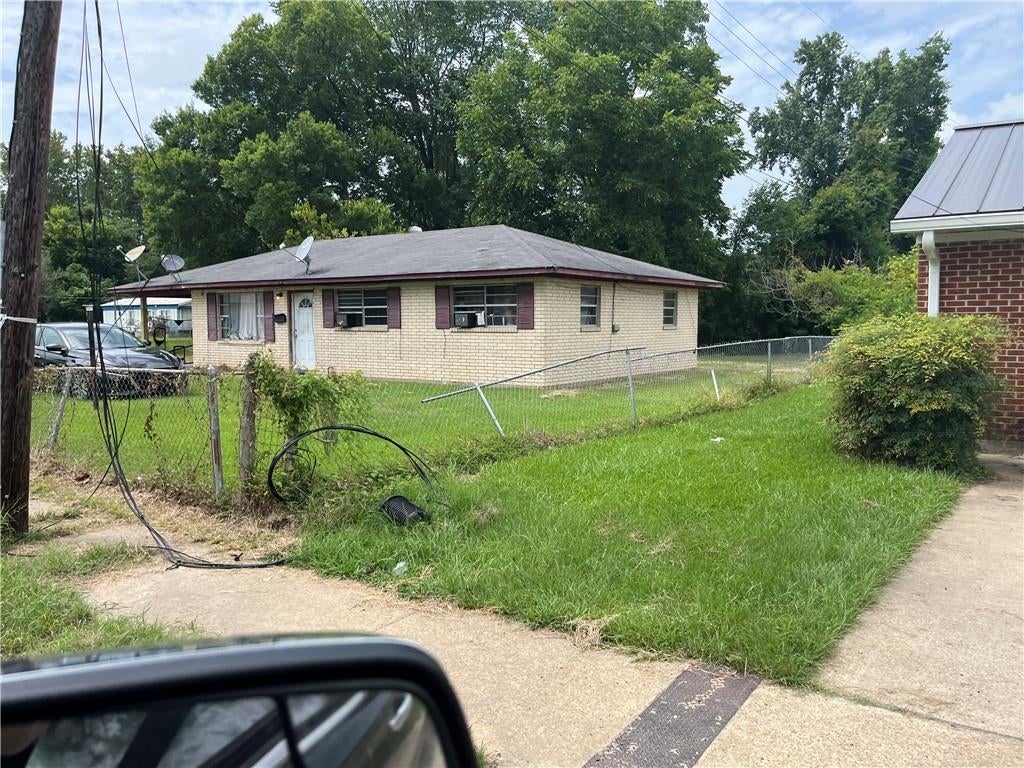 413 Martin Luther King Drive — photo