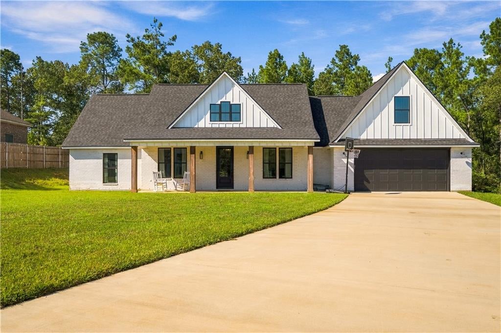 217 Hidden Pines Drive — photo
