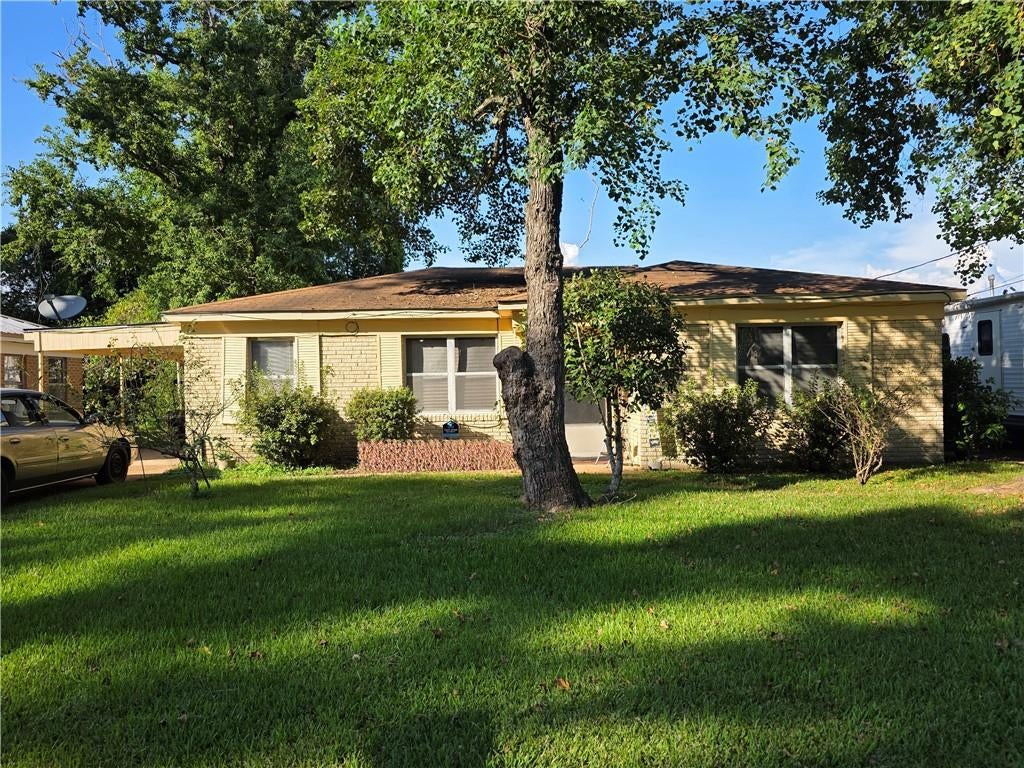 5116 Broadmoor. Court — photo