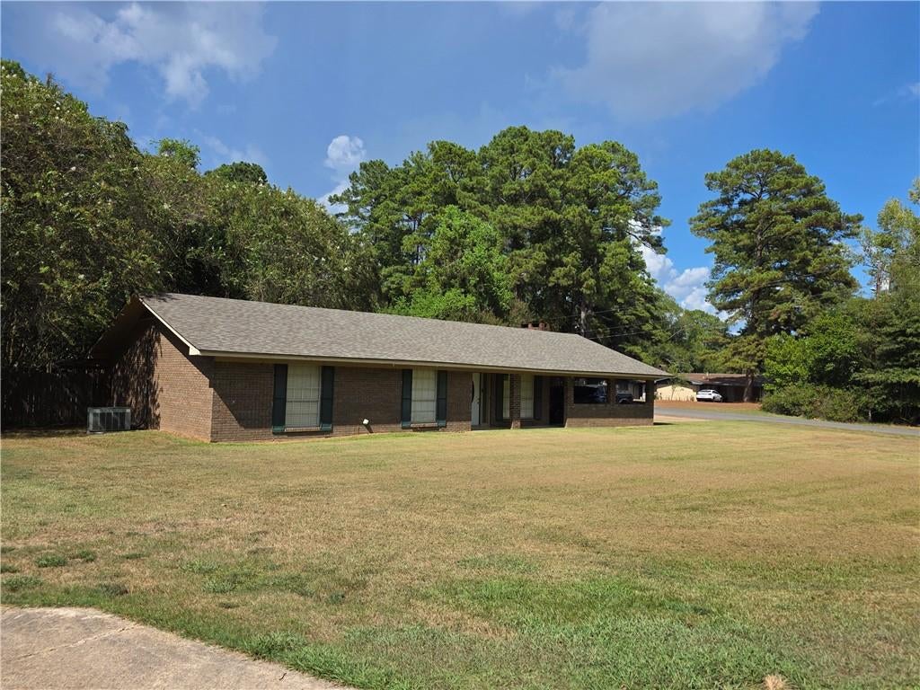 111 Navarro Court — photo