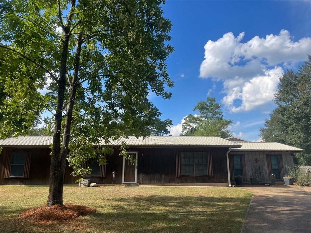 112 DAVIDS Loop, Ball, LA 71405