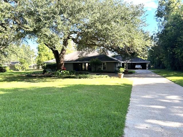 1805 Yupon Drive — photo