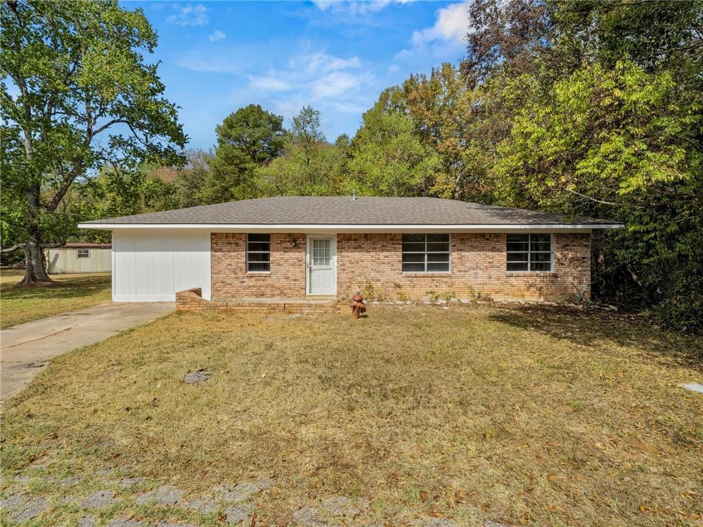 135 Circle Drive — photo