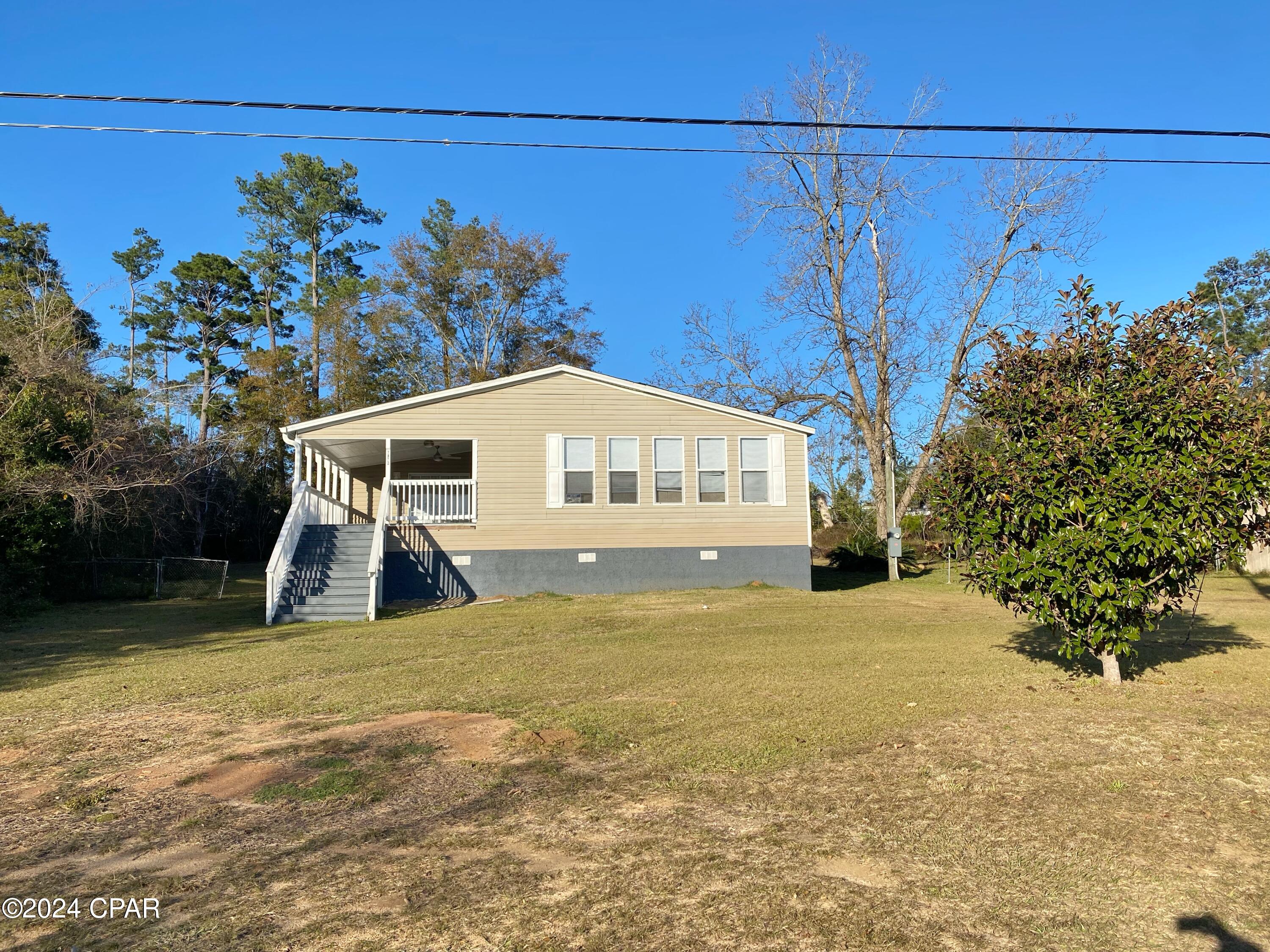 7872 Hwy 90 — photo