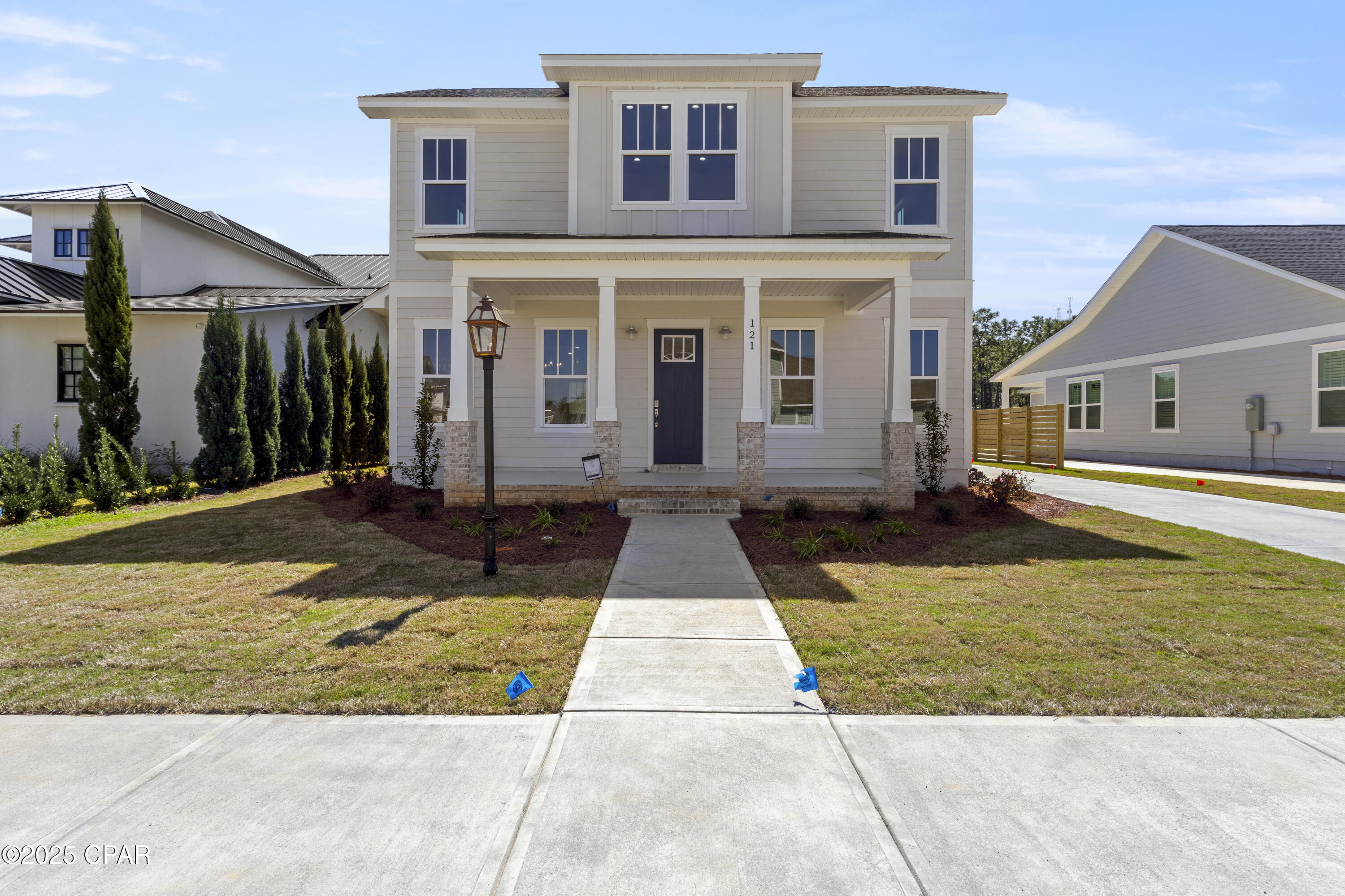 121 Charleston Court — photo