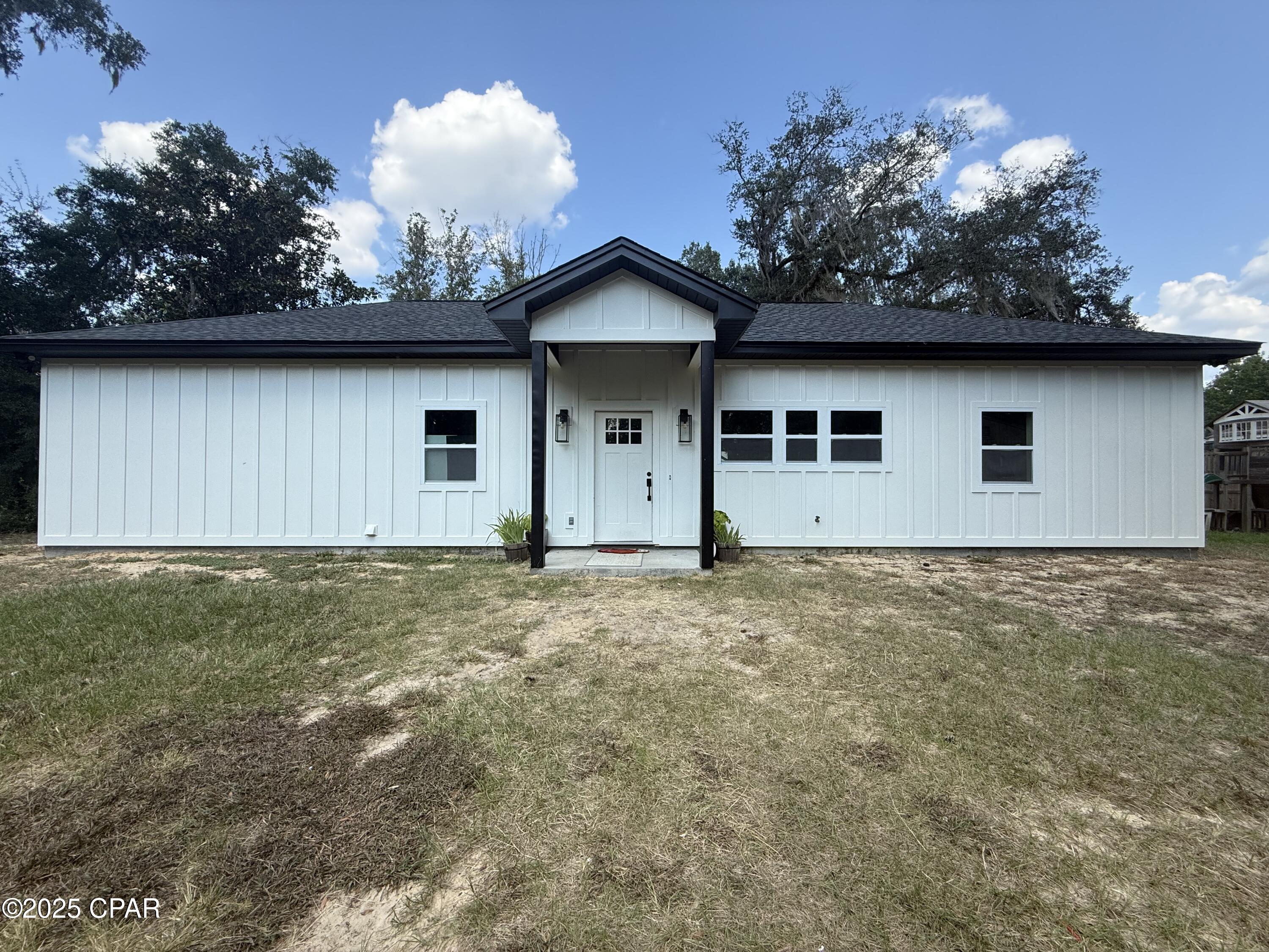 3034 Paradise Lakes Road — photo