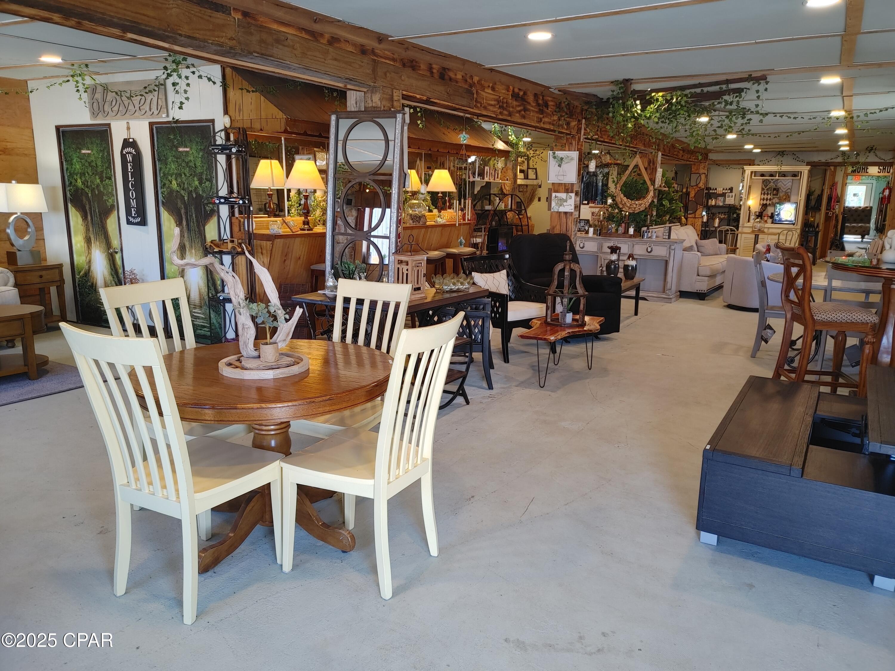 5022 Hwy 22 — photo