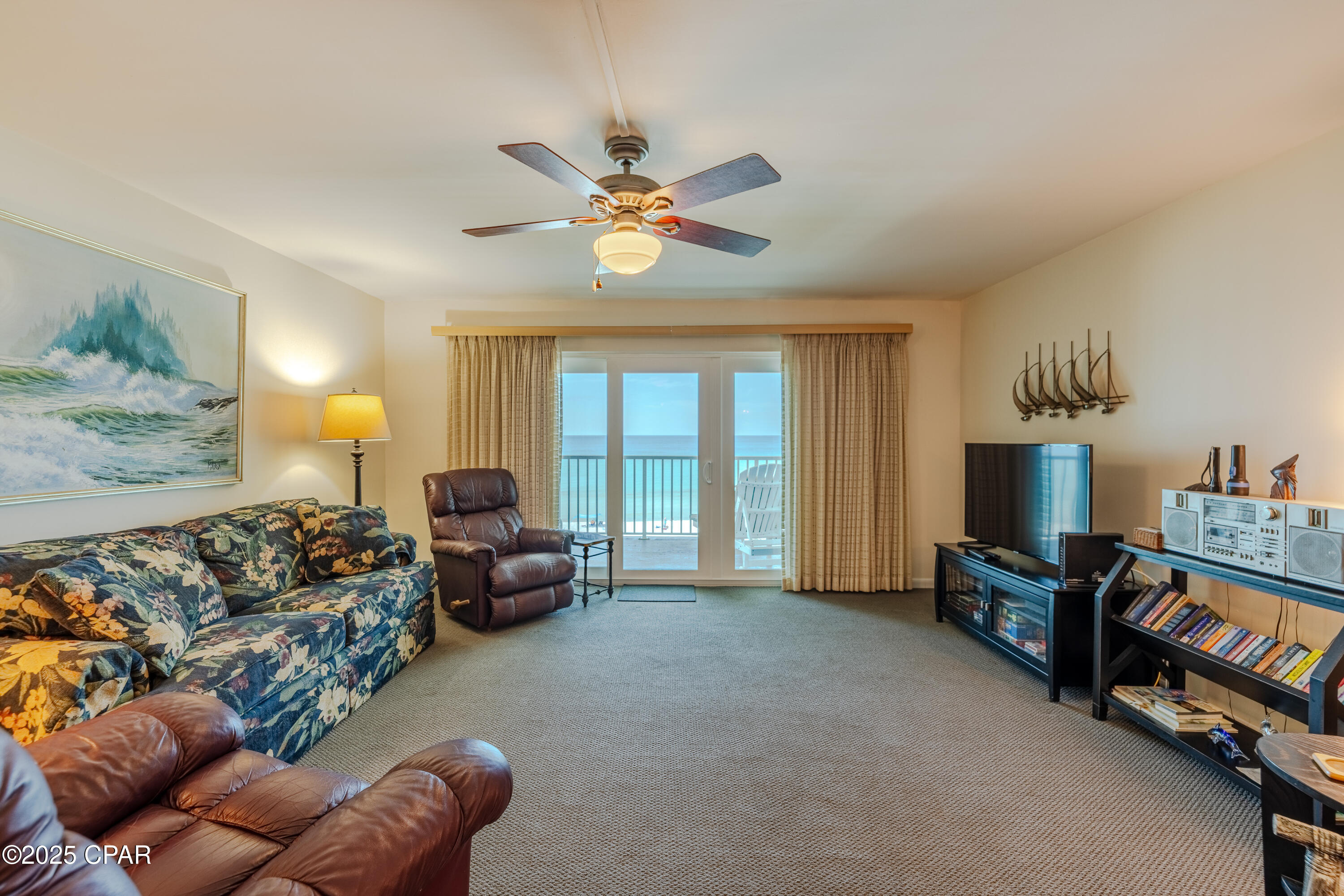 6213 Thomas Drive 505 — photo
