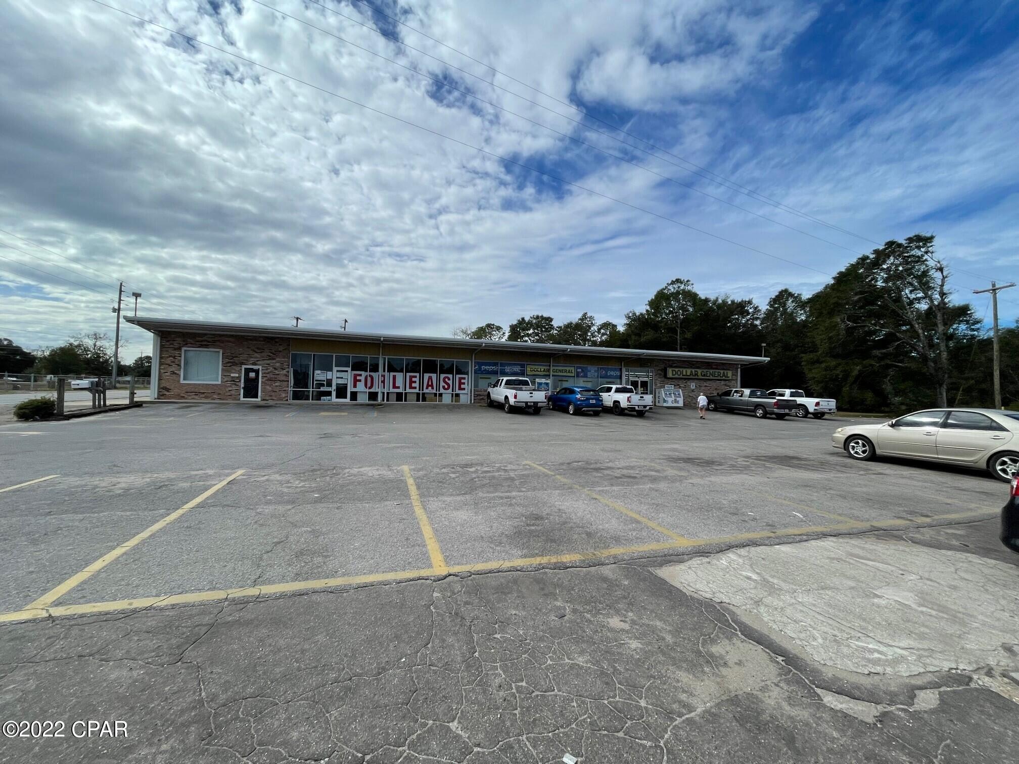 387 US-90 — photo