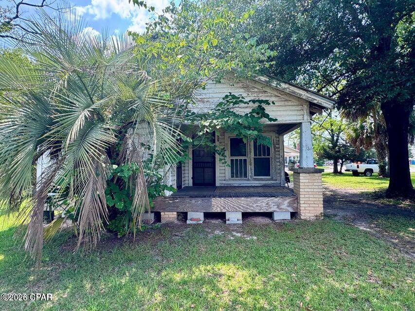 5295 Brown Street — photo