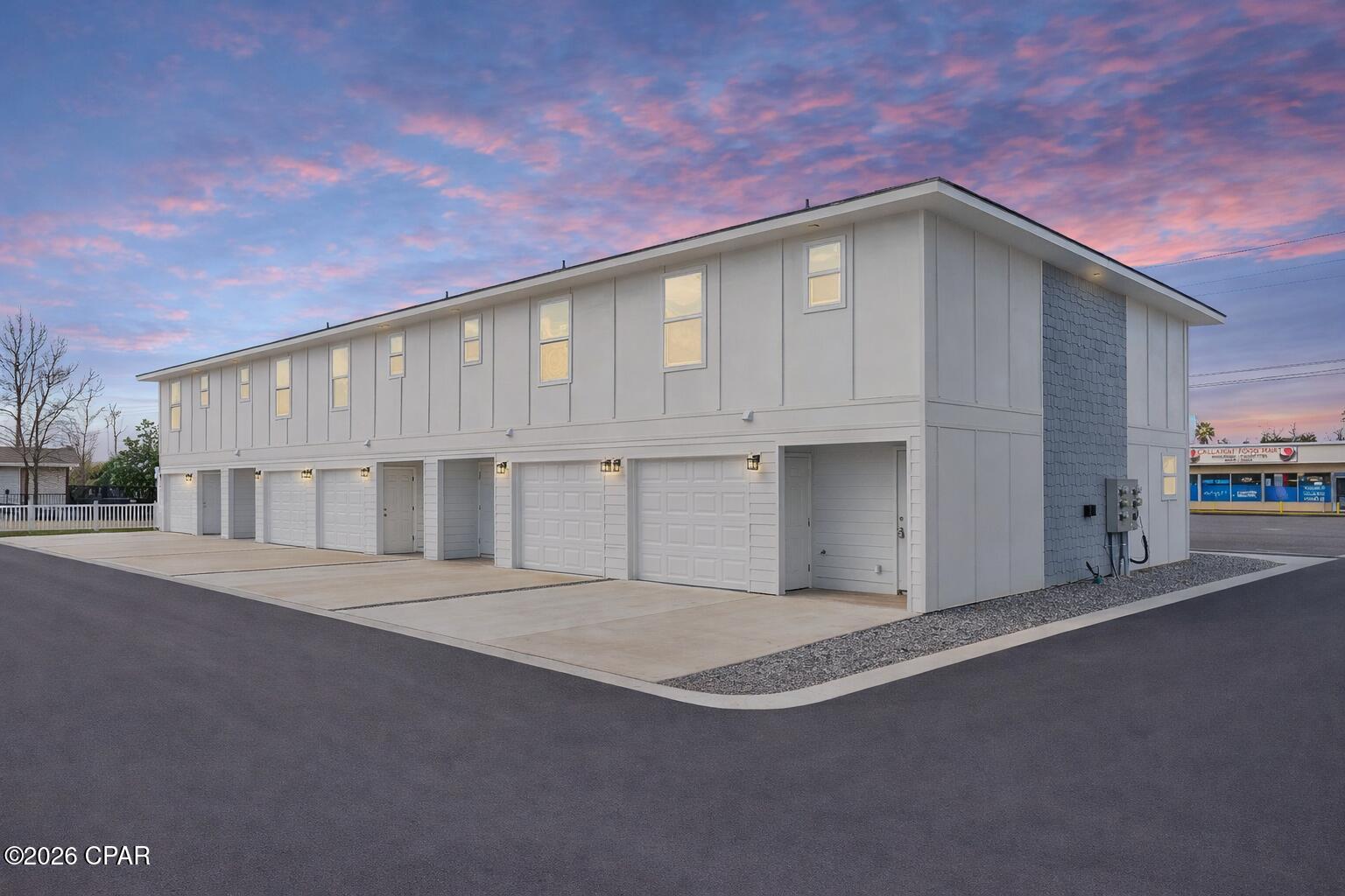 6734 Cherry Street — photo
