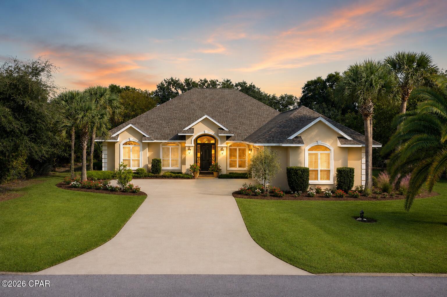 100 Legend Lakes Drive — photo