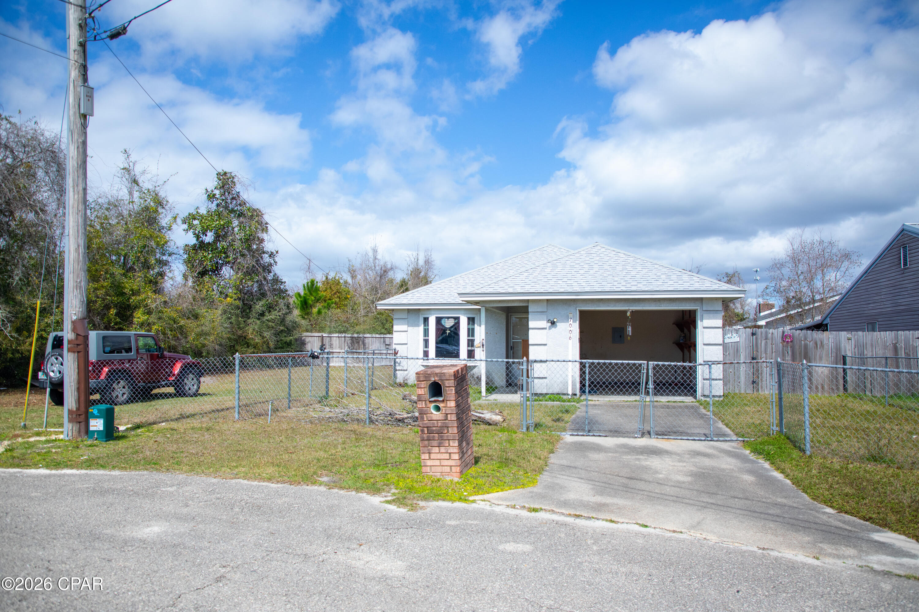 7006 E Fox Court — photo