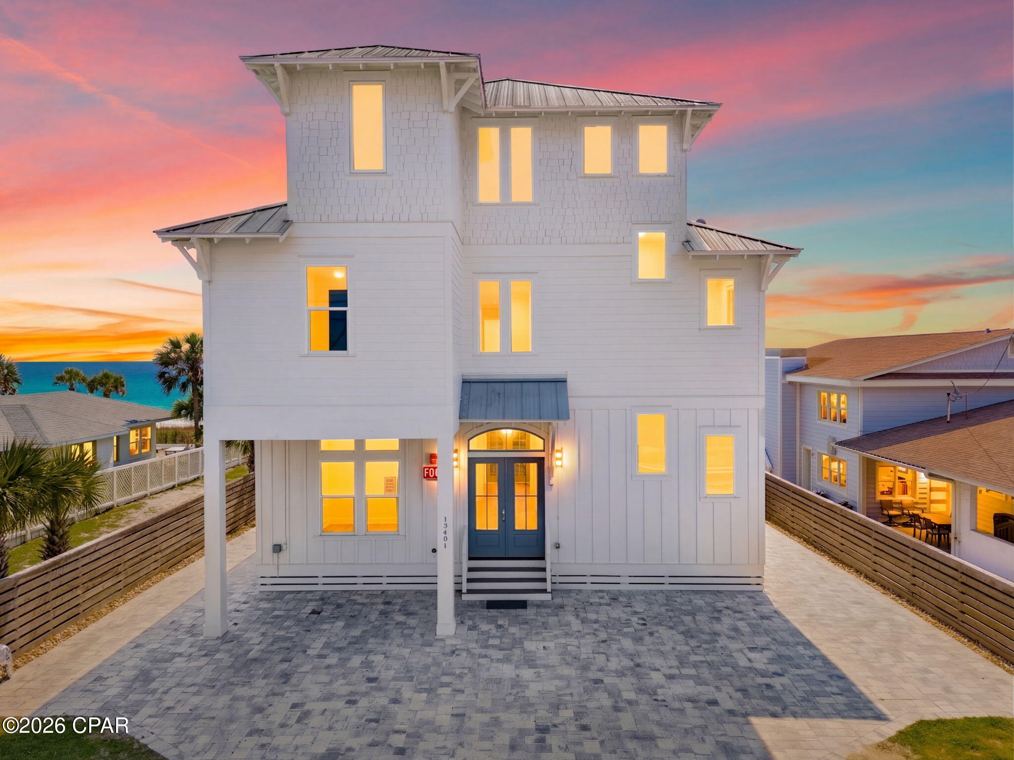 13401 Oleander Drive — photo