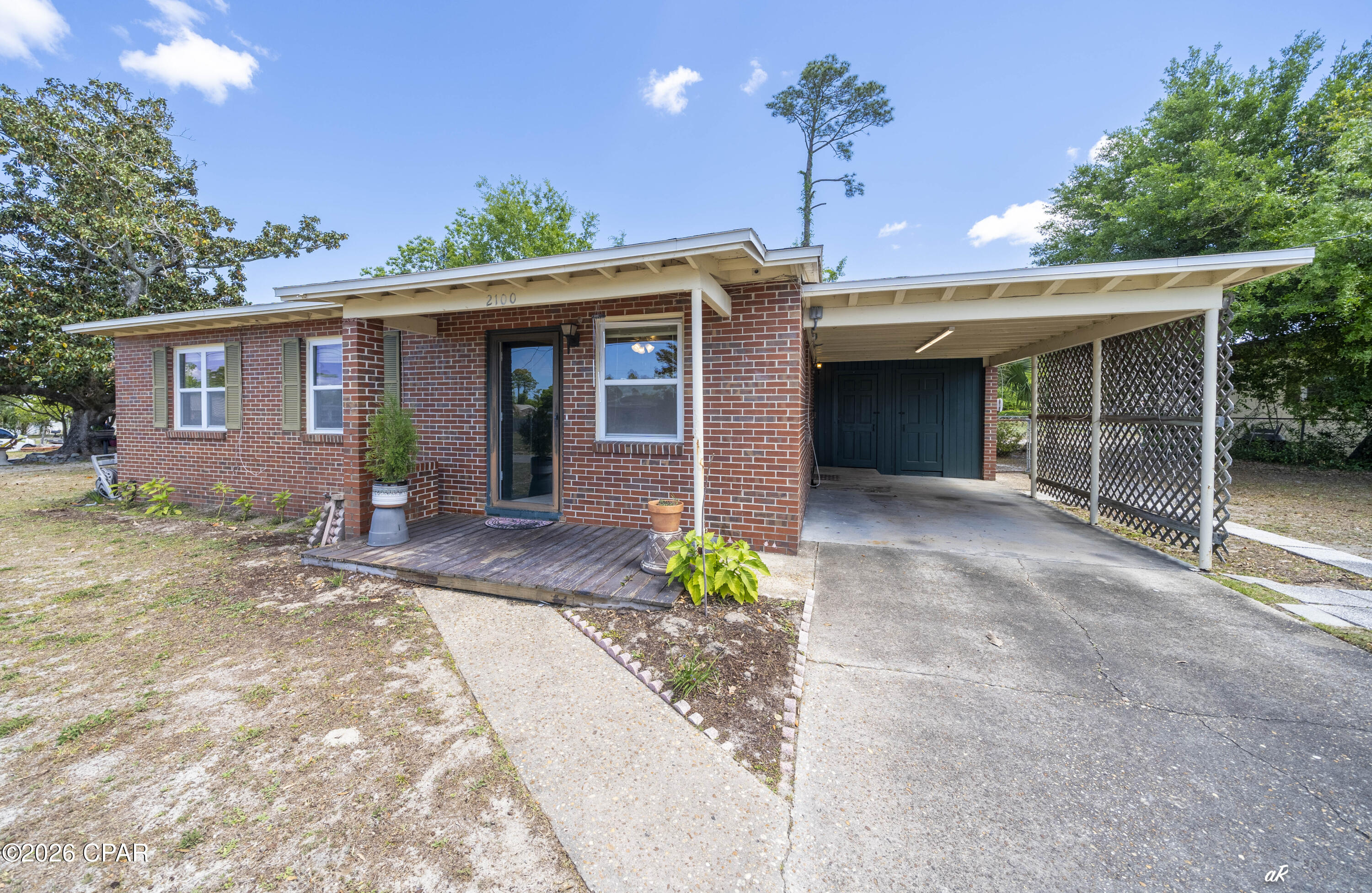 2100 W Norwood Drive — photo