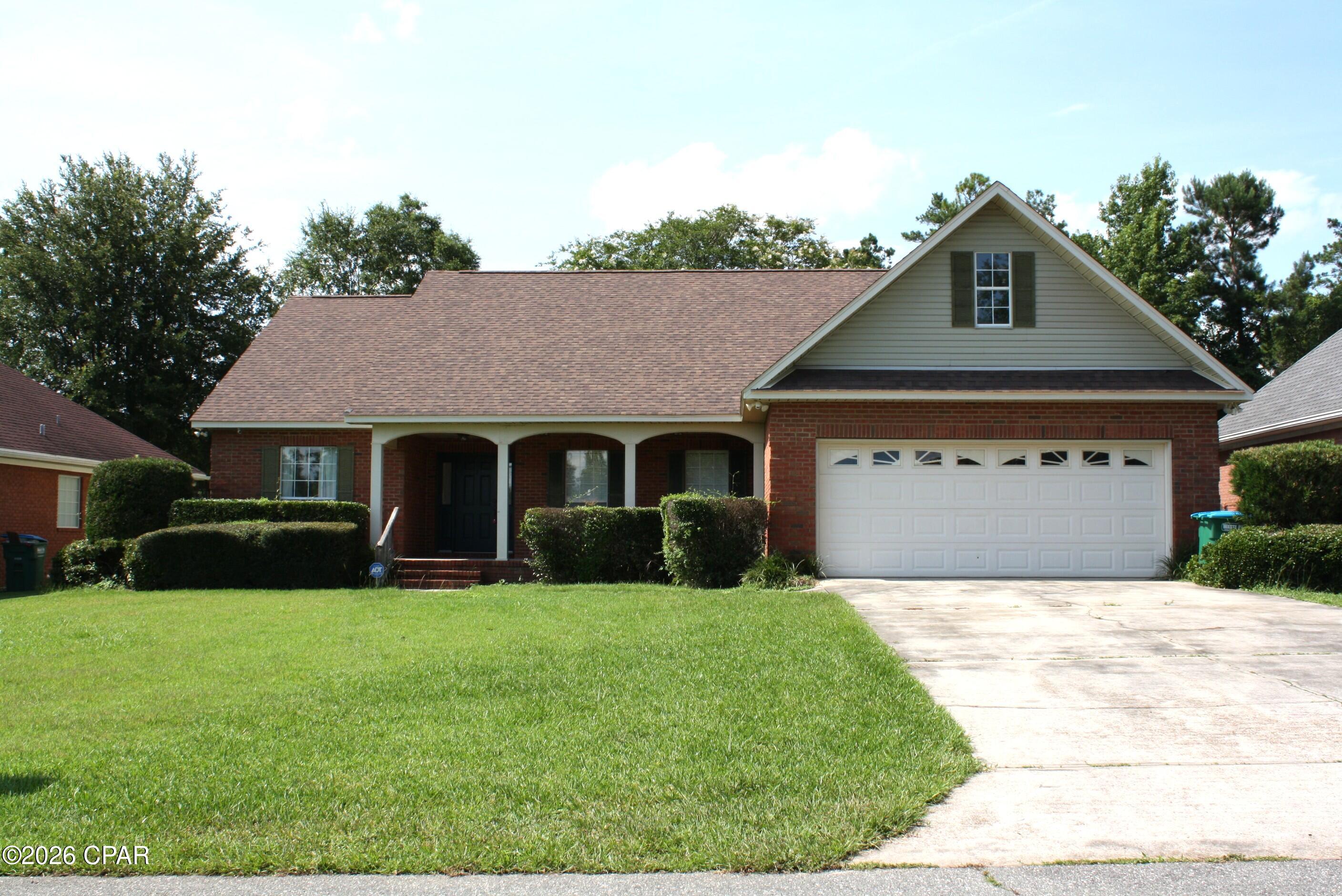 2549 Woods View Drive — photo