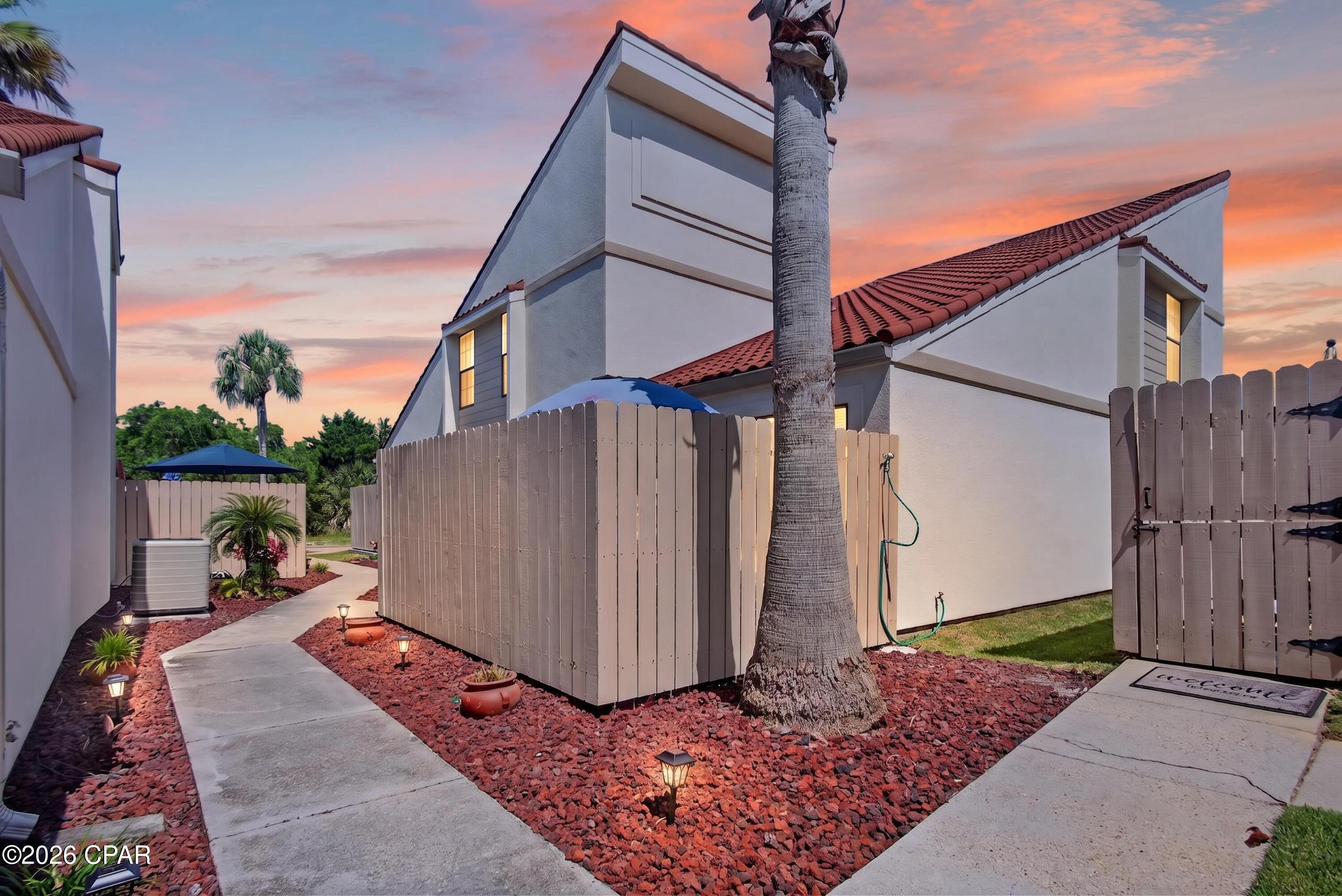 17462 Front Beach Road 46a — photo