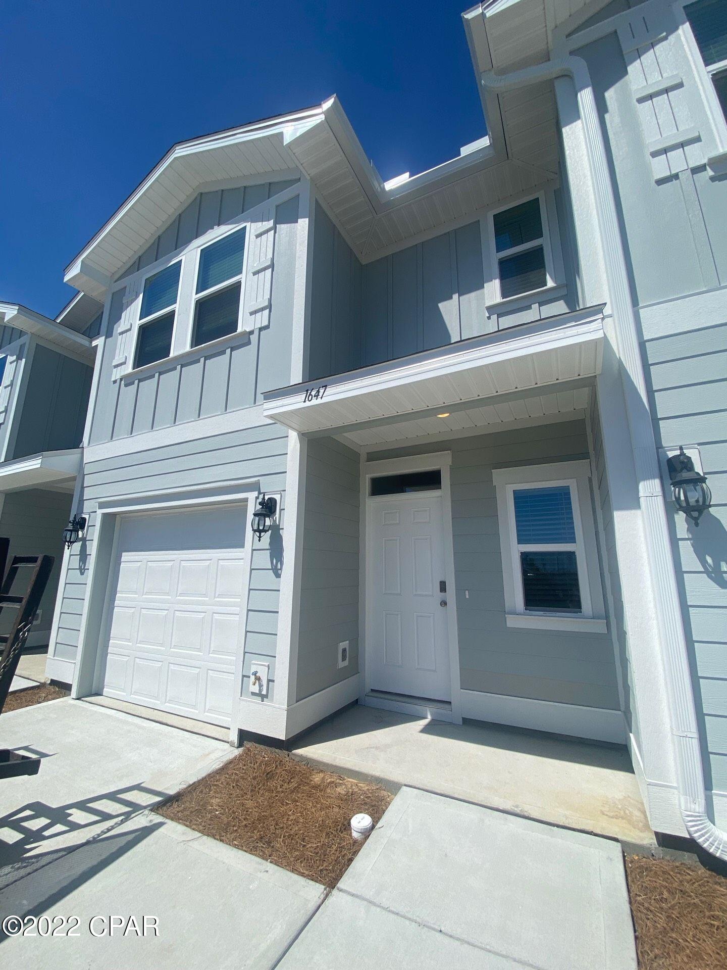 1647 Caleigh Court — photo