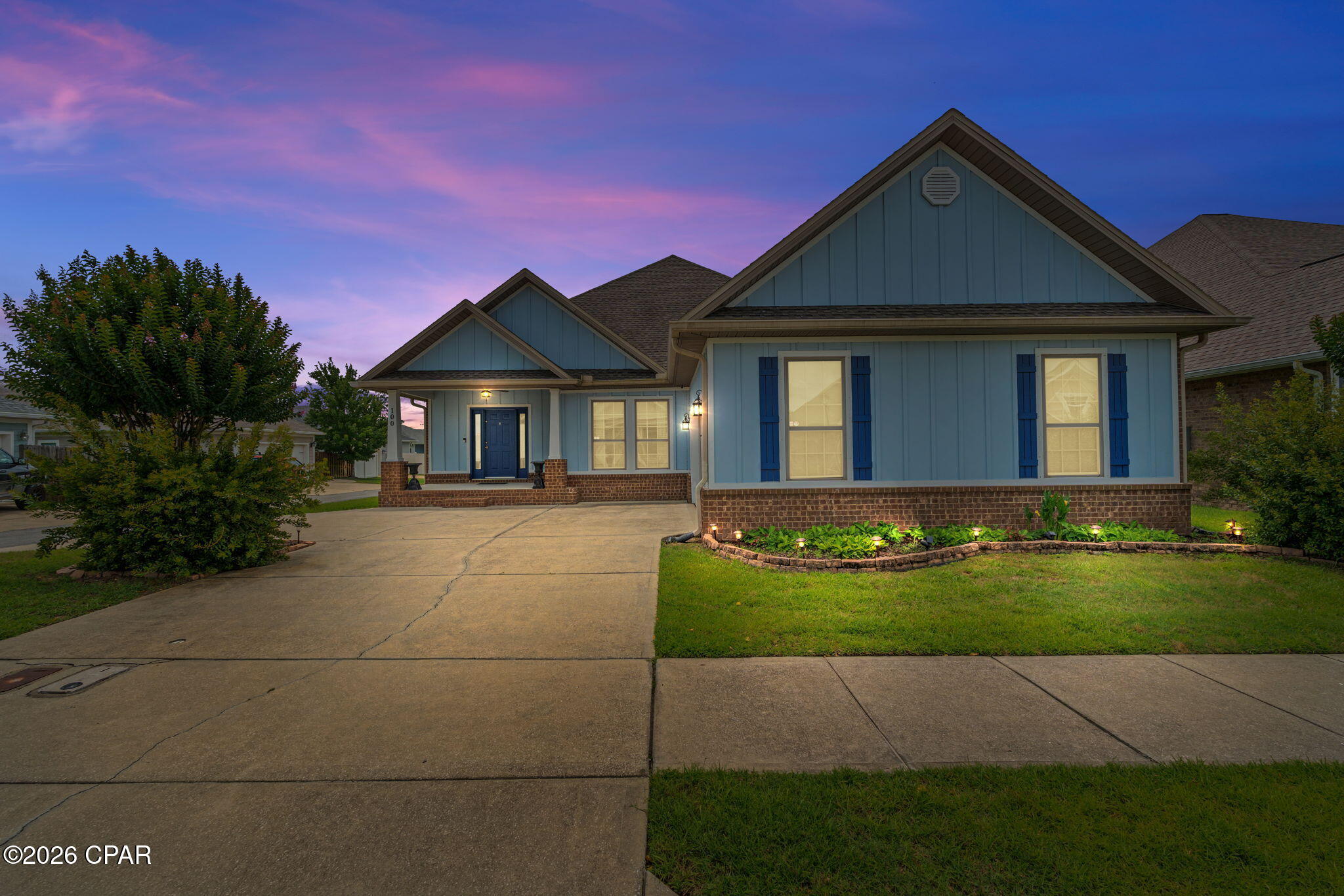 100 Shoreview Drive — photo