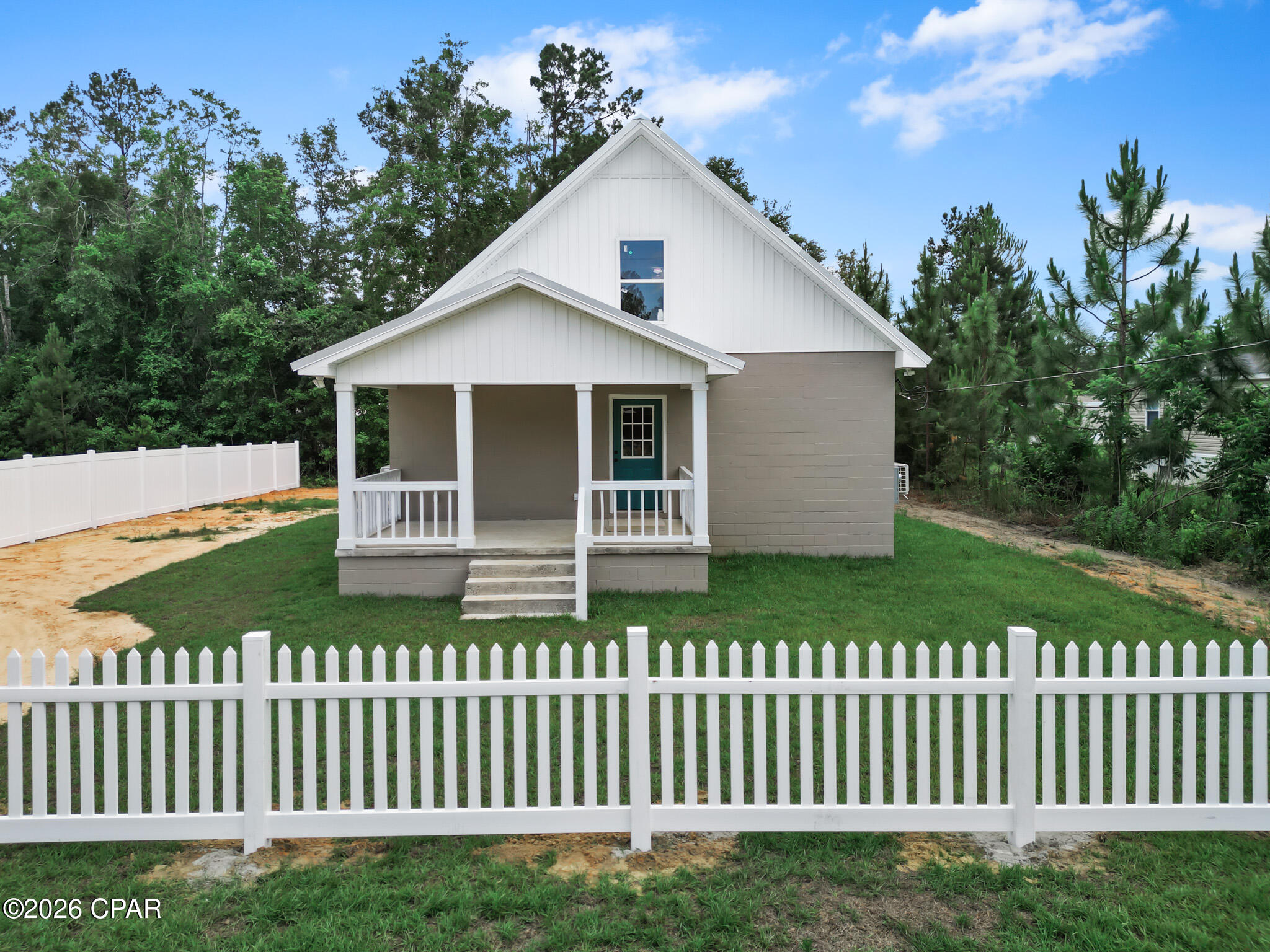 10477 NW Azalea Street — photo