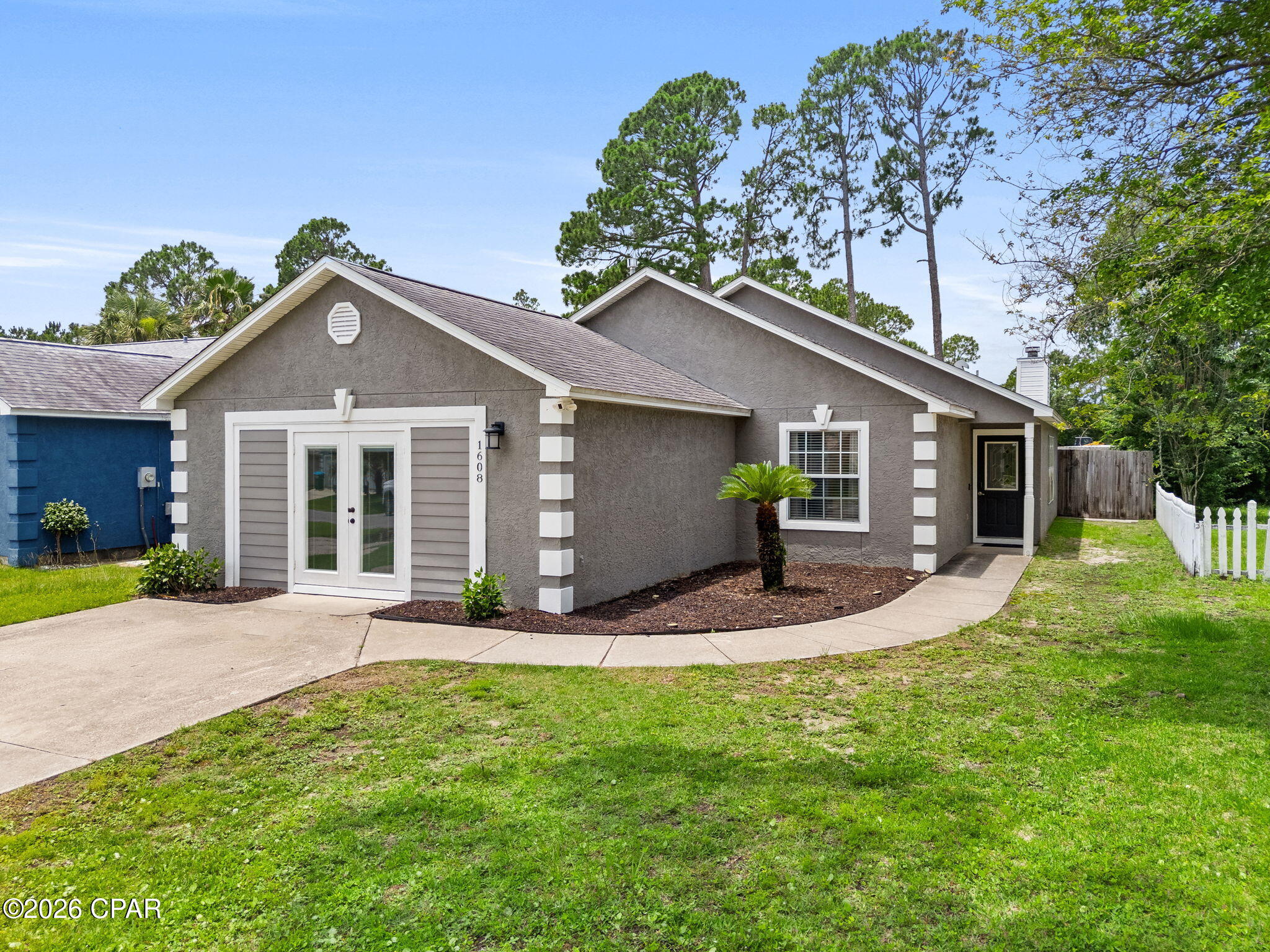 1608 Vecuna Circle — photo