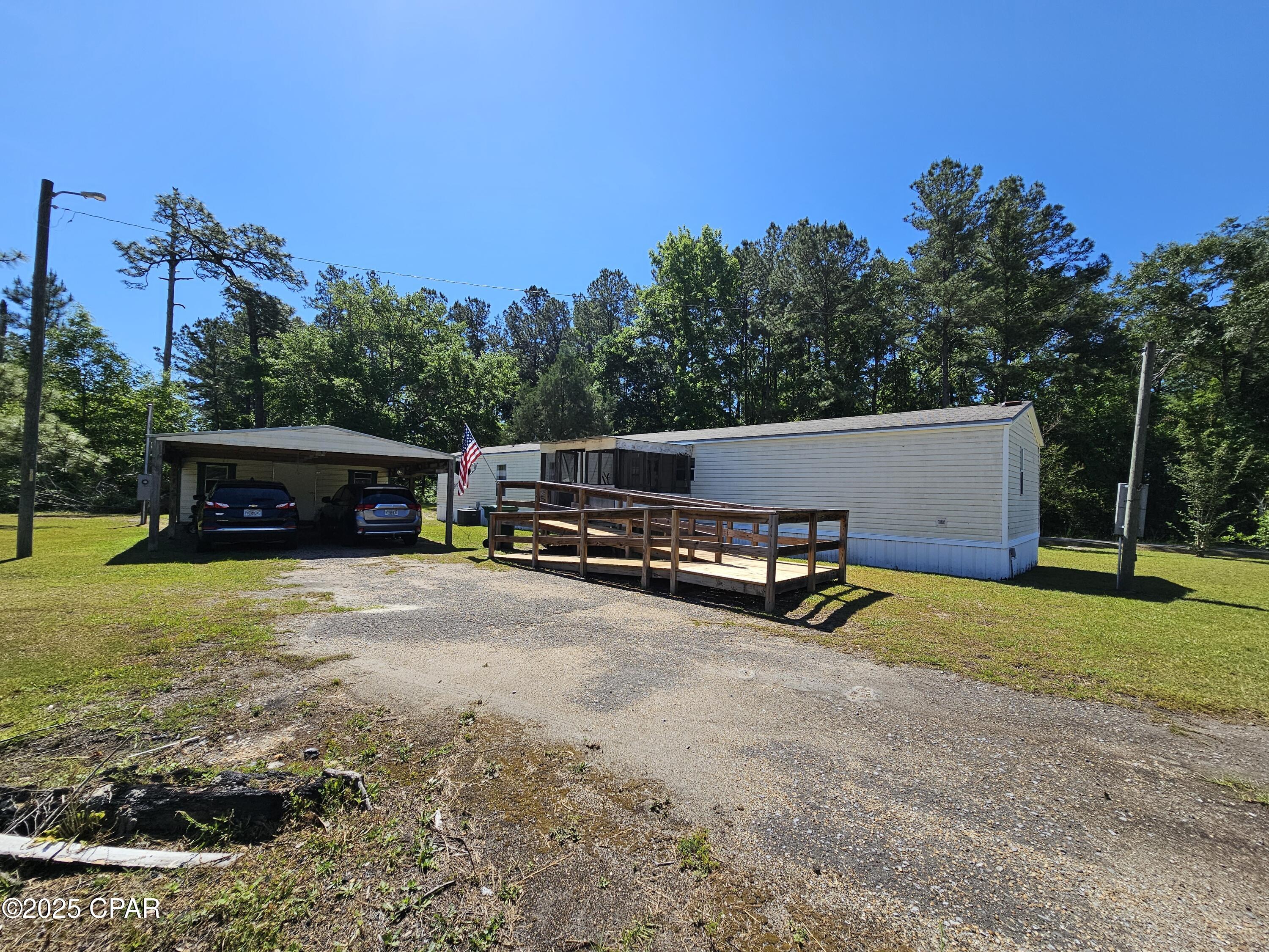 18089 NE Arnold Kelly Road — photo