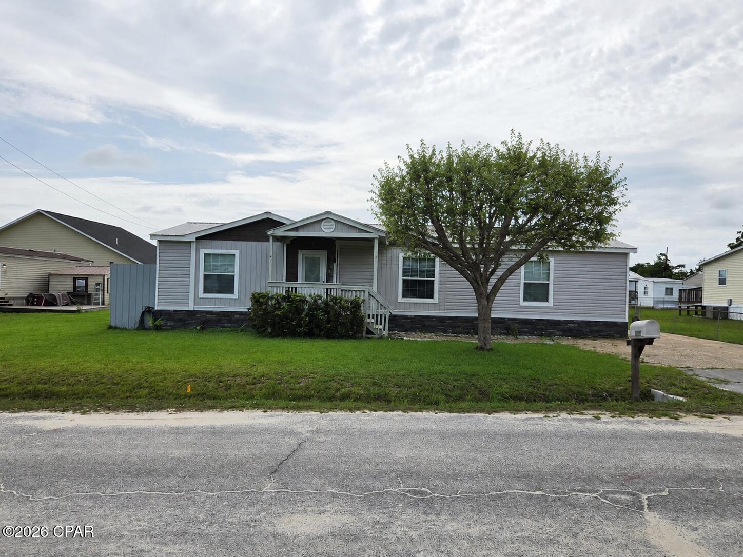 115 N Larry Drive — photo