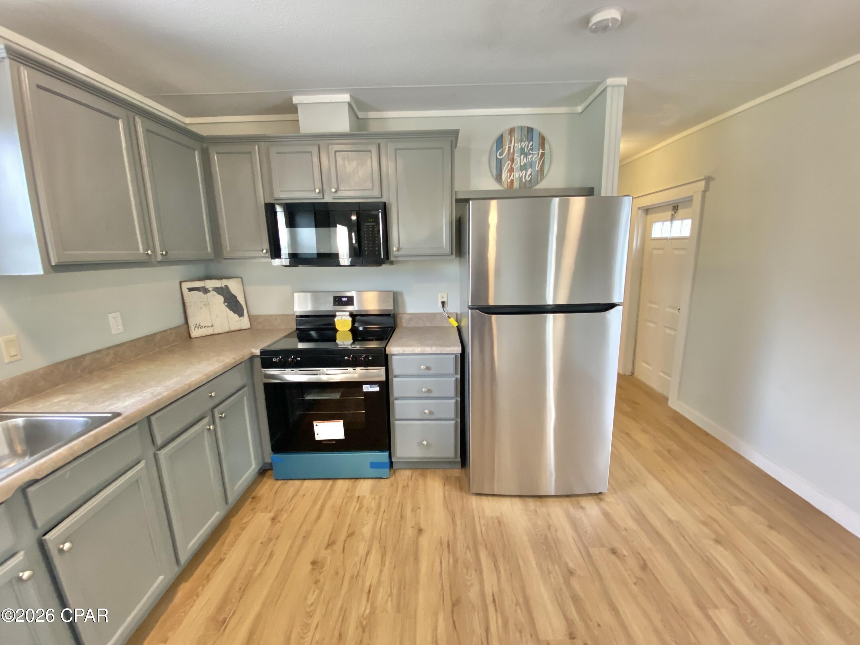352 Michael Street — photo