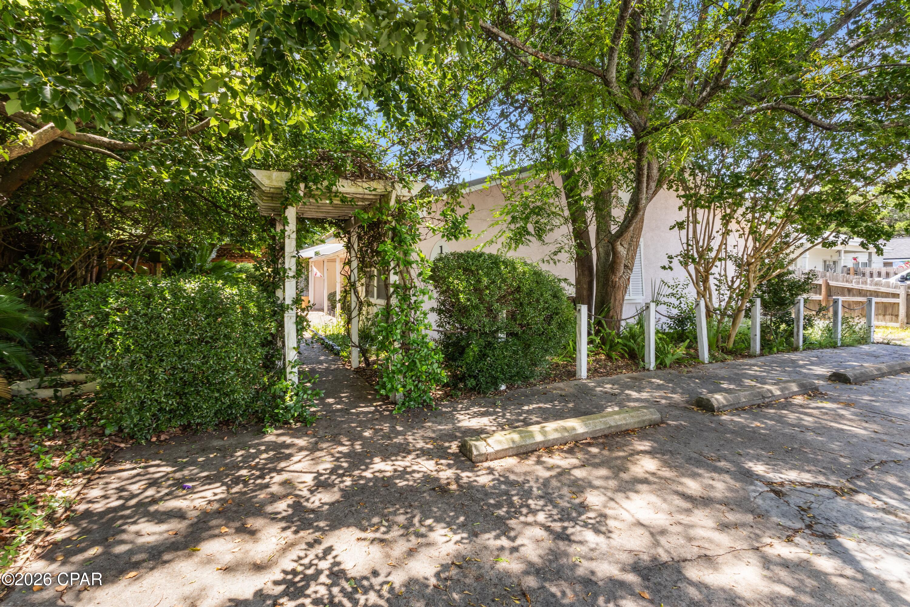 132 San Vincente Street — photo