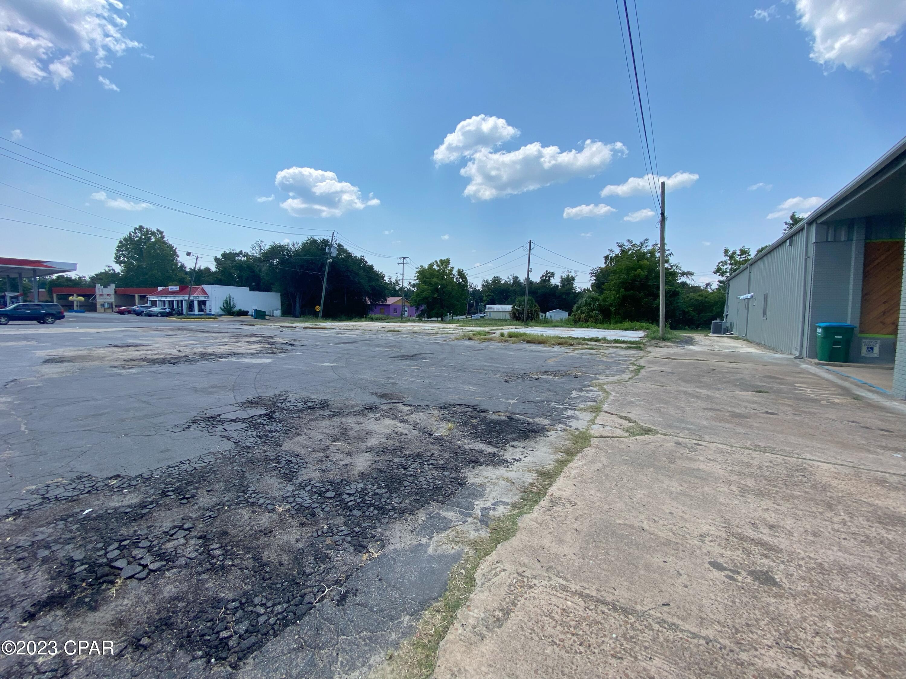 4189 Lafayette Street — photo