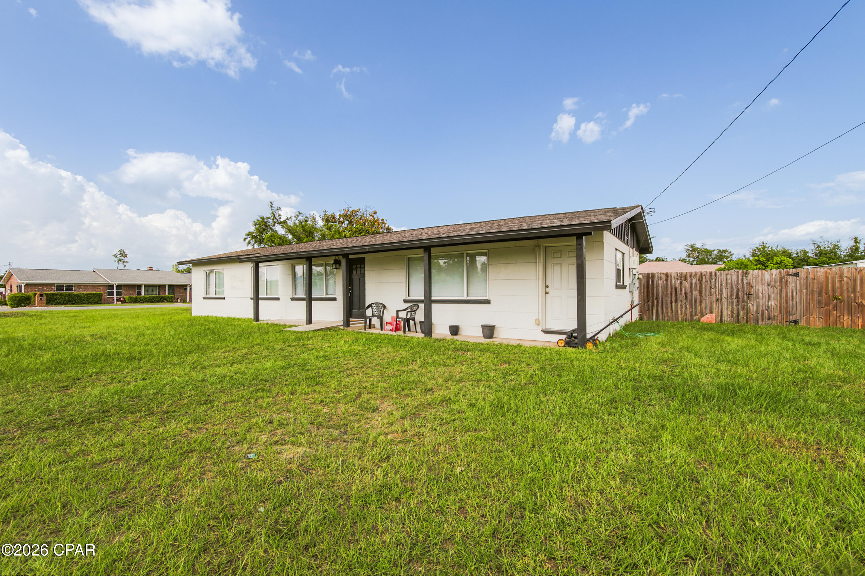 176 N Anita Drive — photo