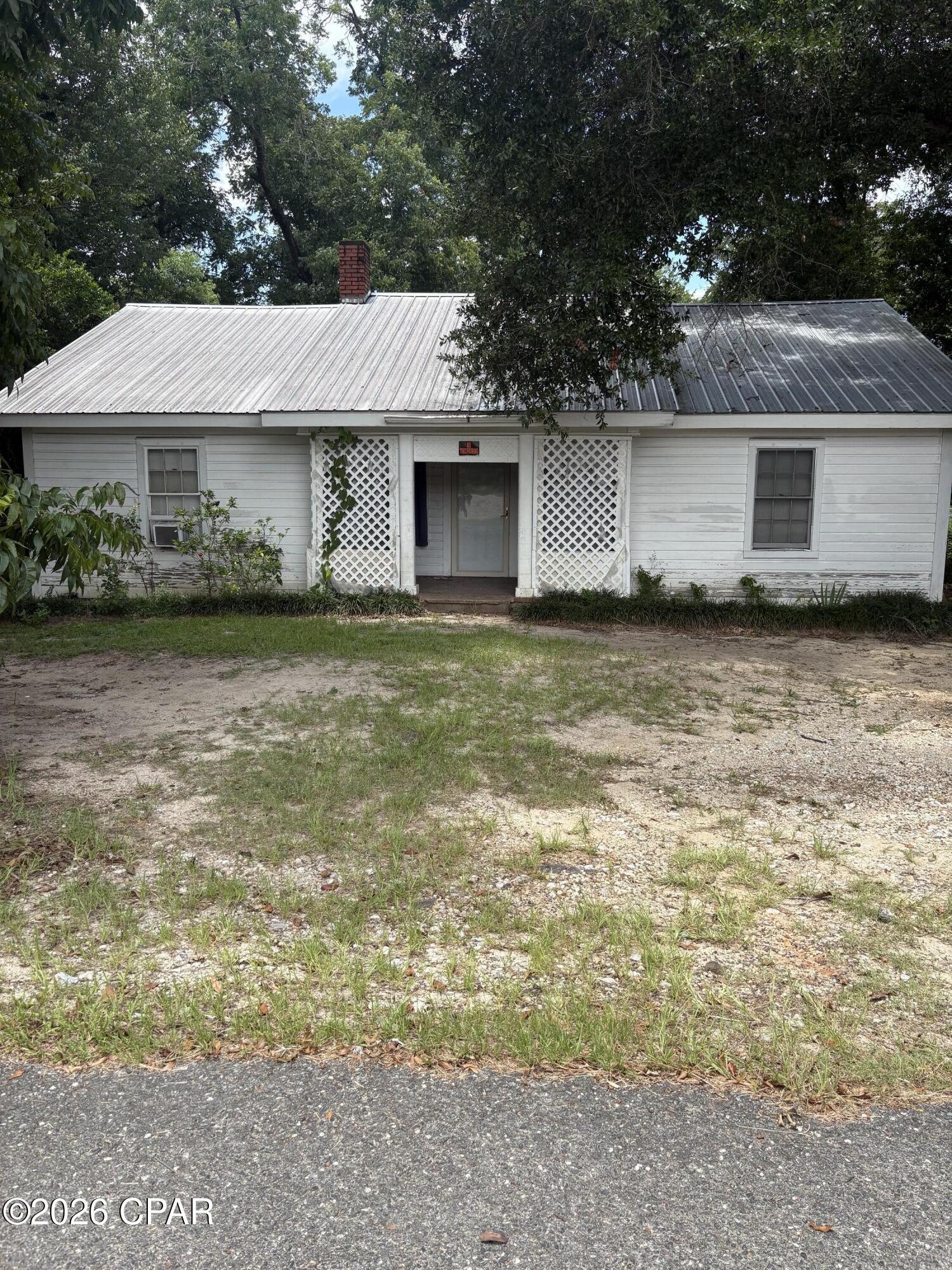 5295 Cliff Street — photo