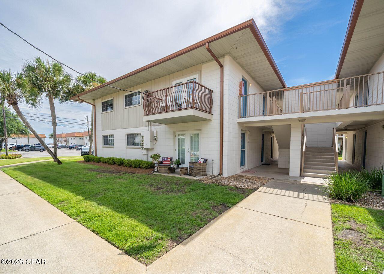 2100 W Beach Drive J201 — photo