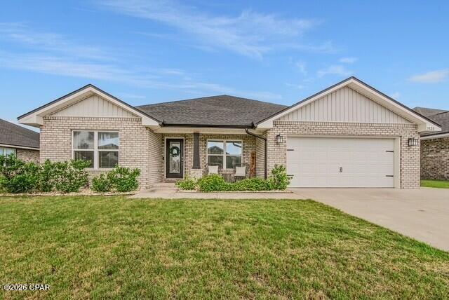 3820 Redbud Way — photo