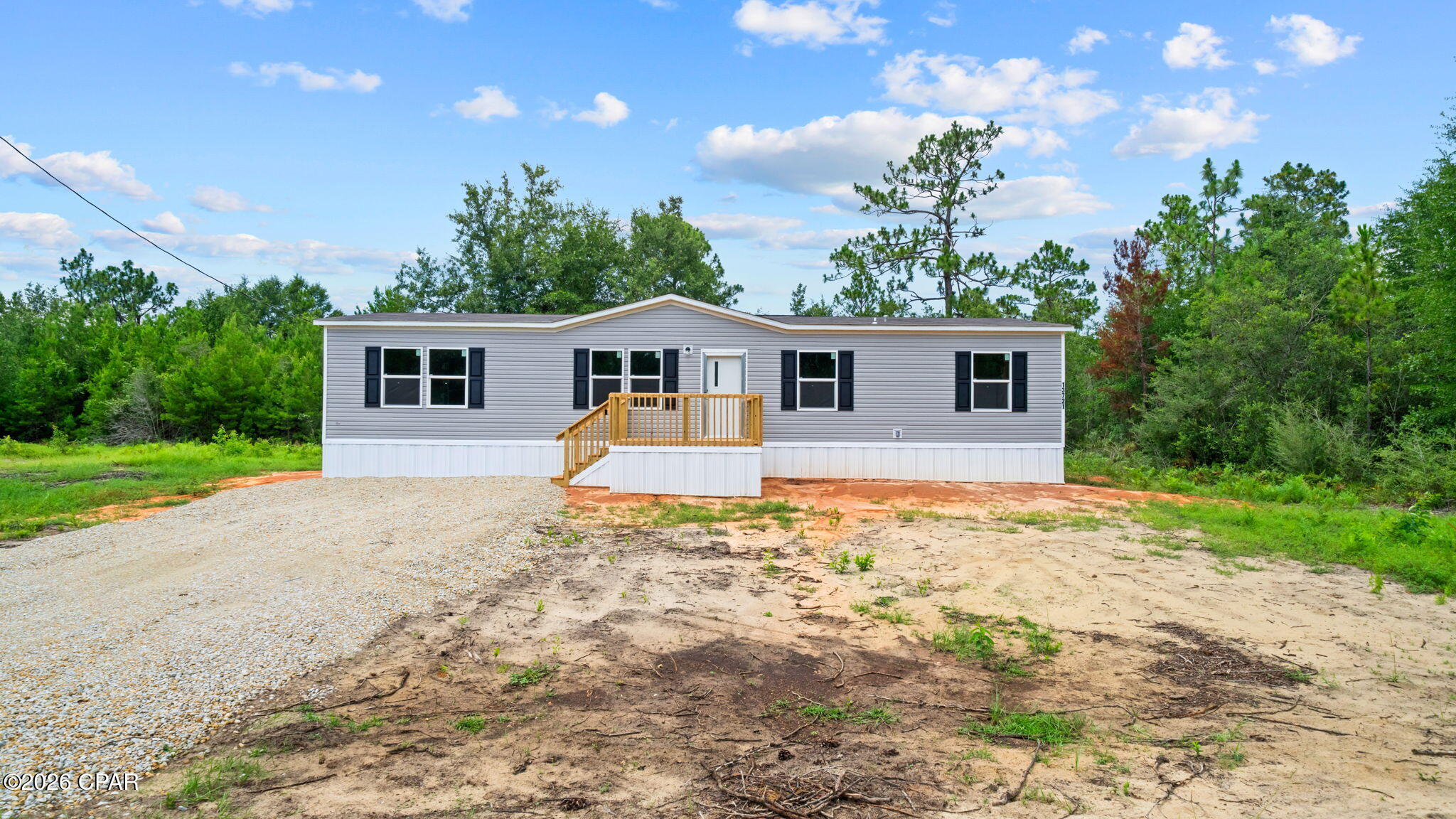 13721 Mallard Avenue — photo