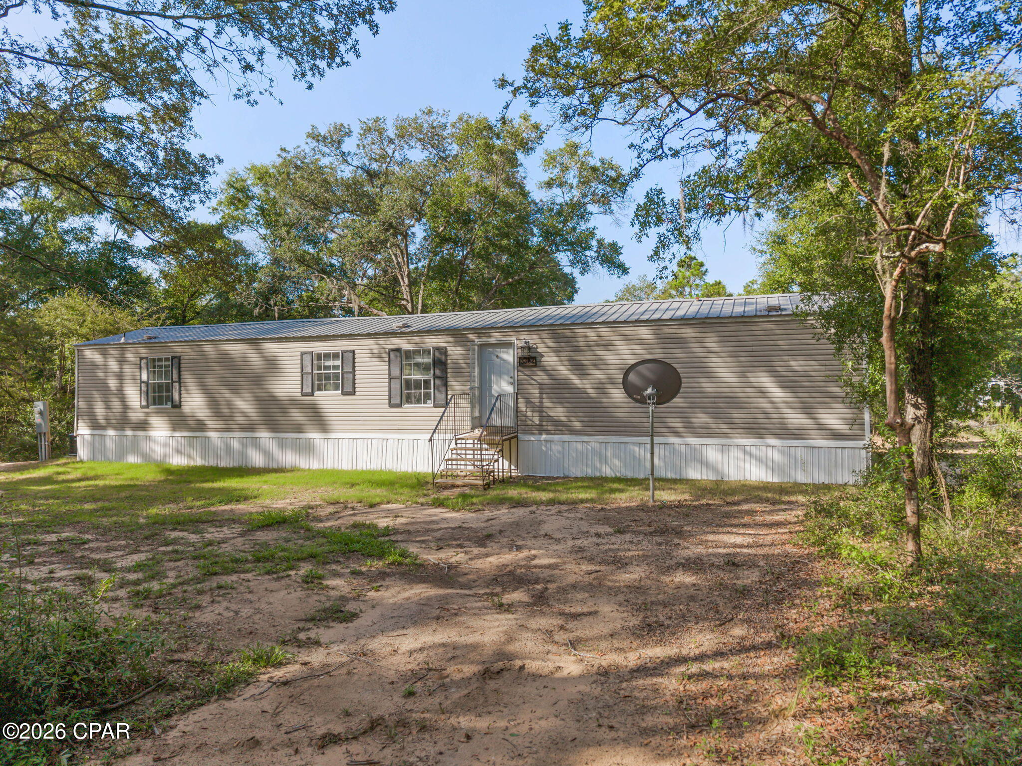 3382 Lakeshore Drive — photo