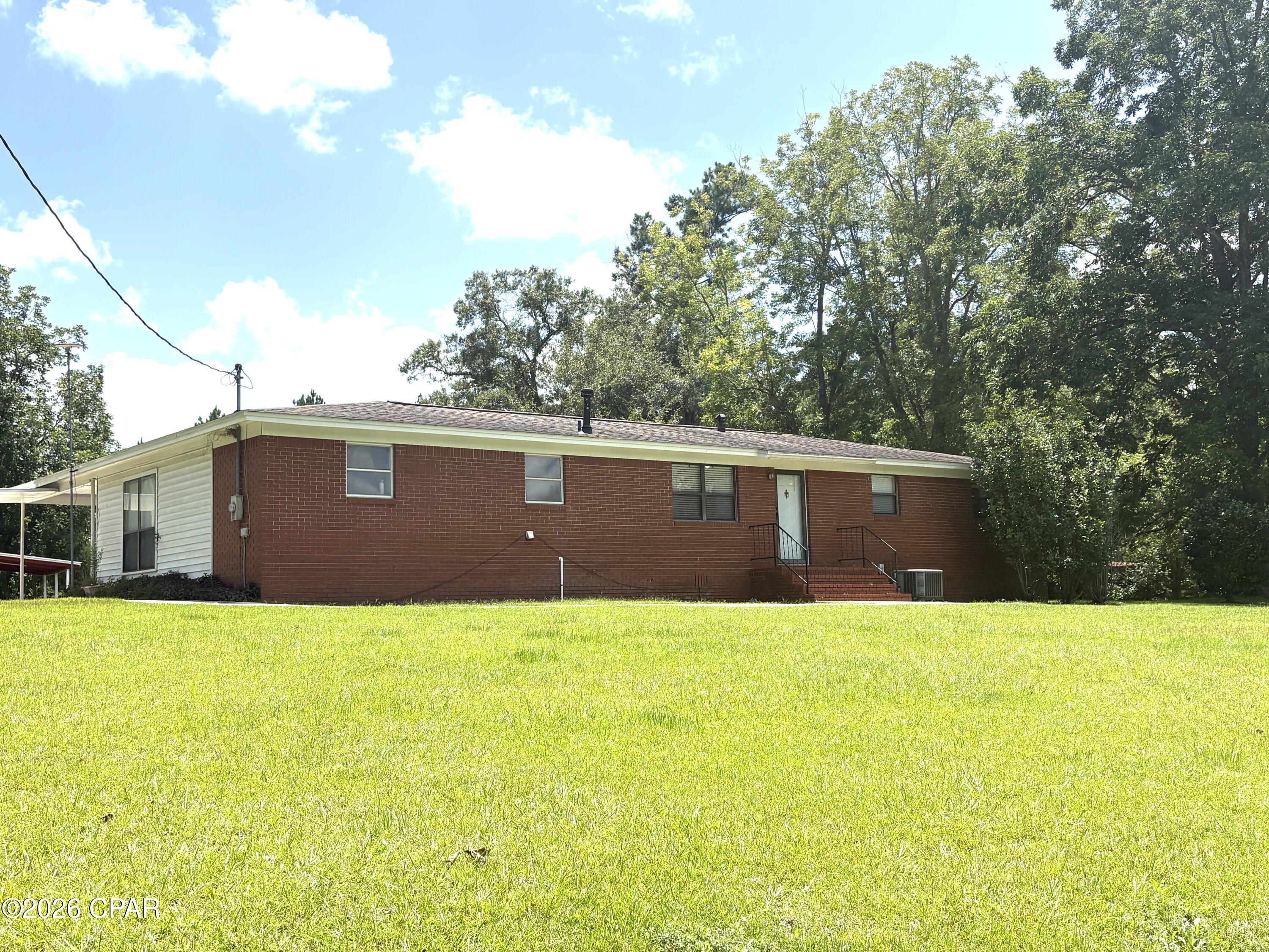 3395 Ontario Road — photo