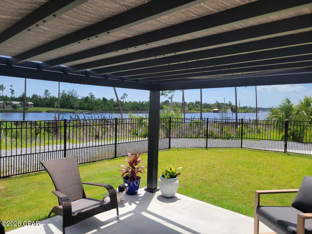 11420 Fowler Street — photo