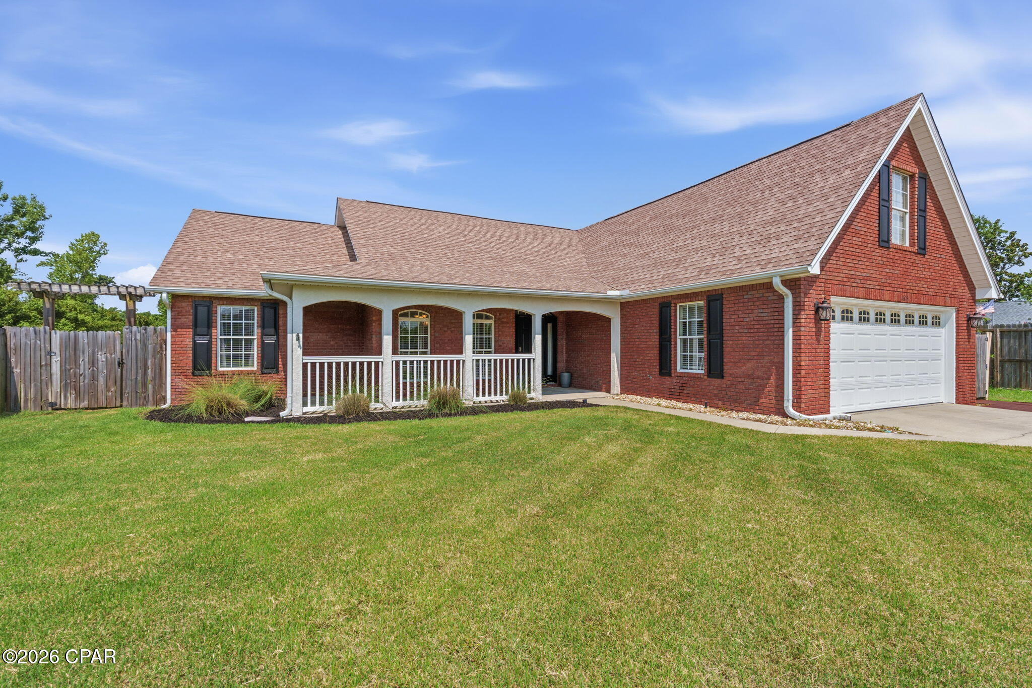 1803 Pond Lane — photo