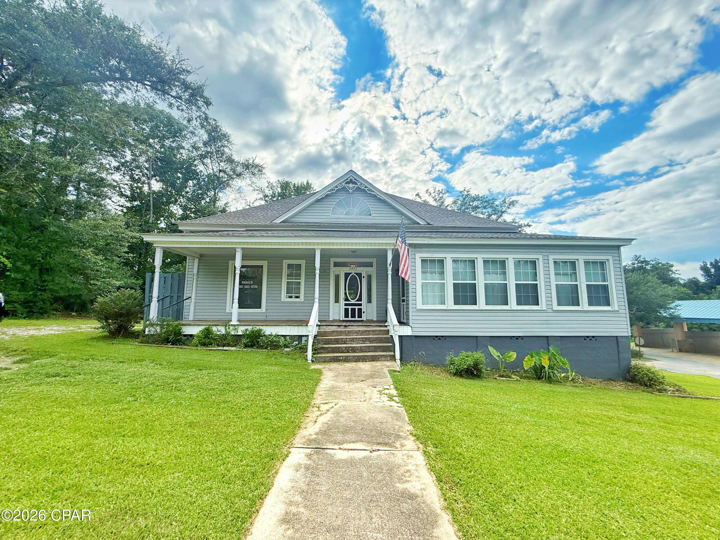 2977 Jefferson Street — photo
