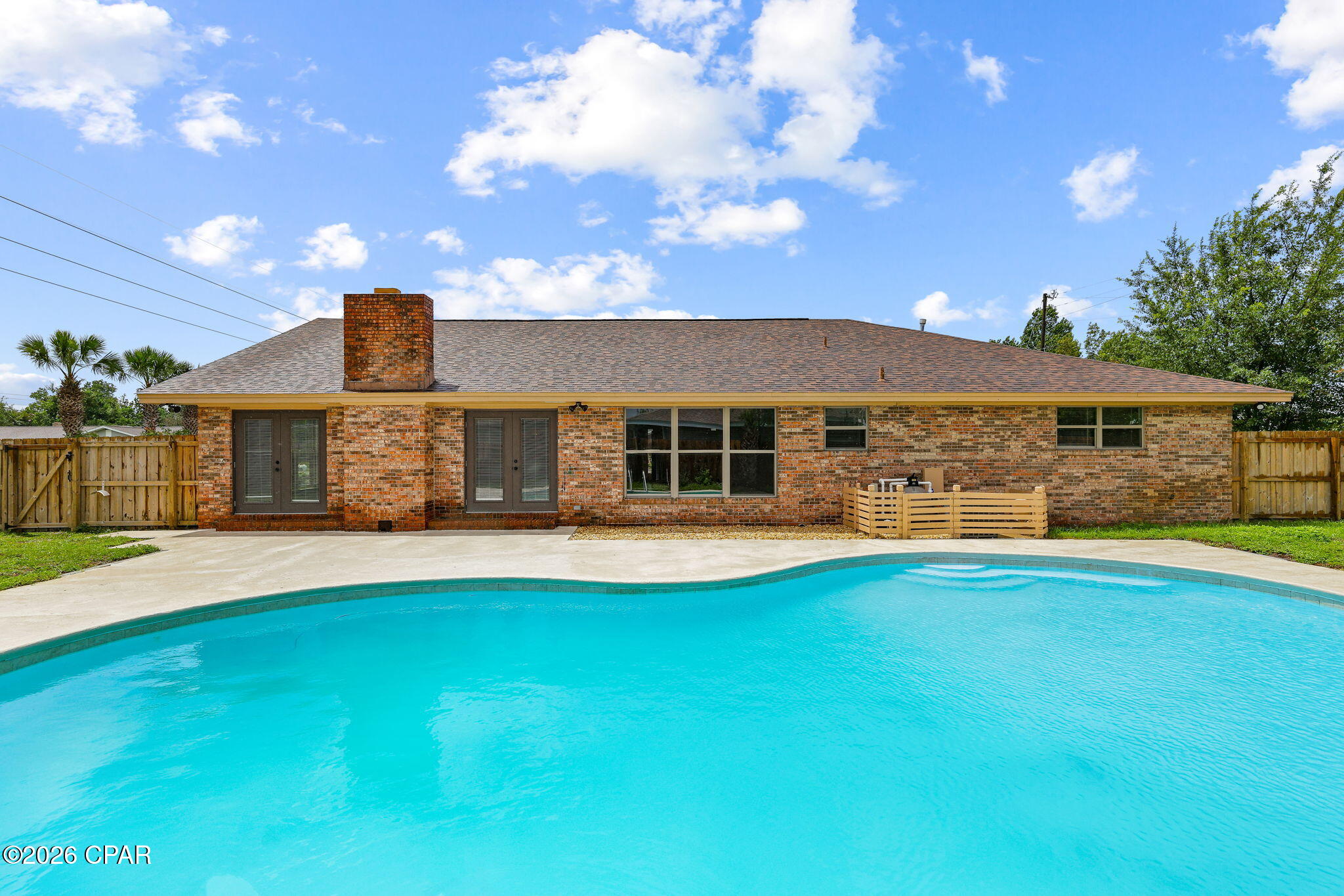 760 Rosemont Drive — photo