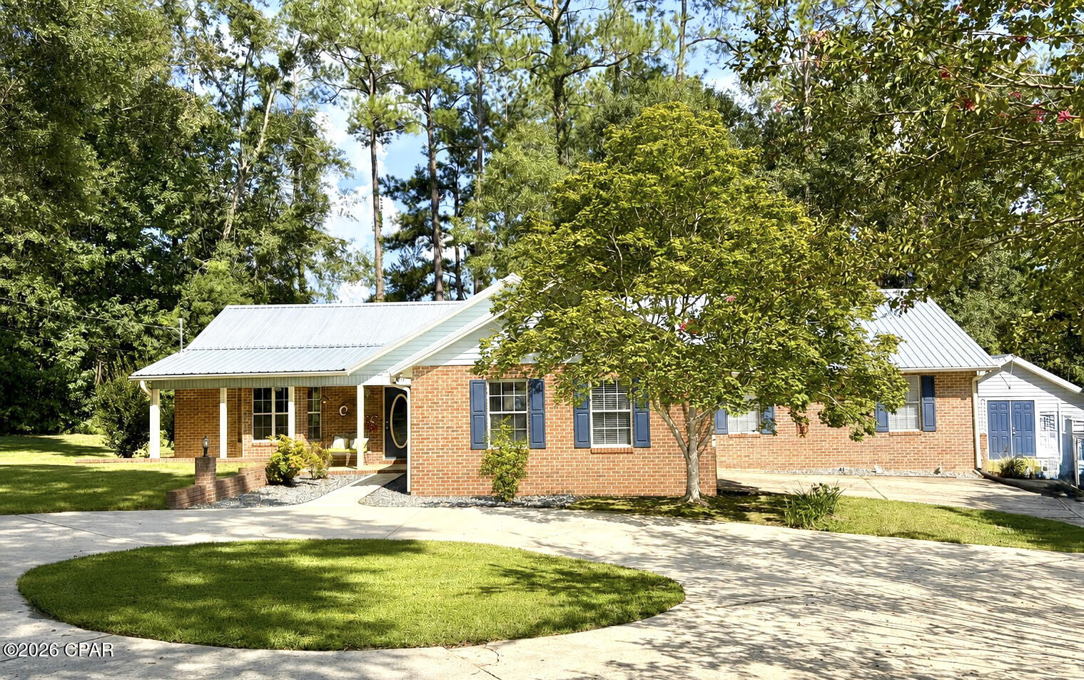 223 Country Club Drive — photo
