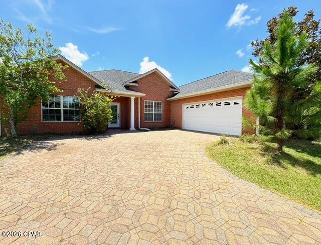 207 Lakeview Terrace — photo