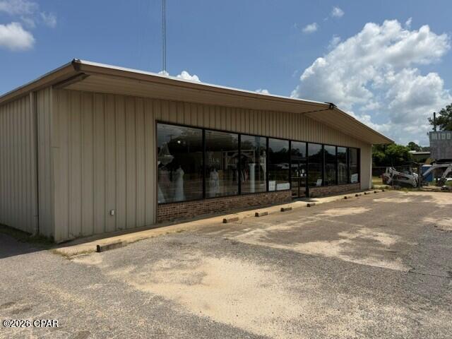 612 W Highway 90 — photo