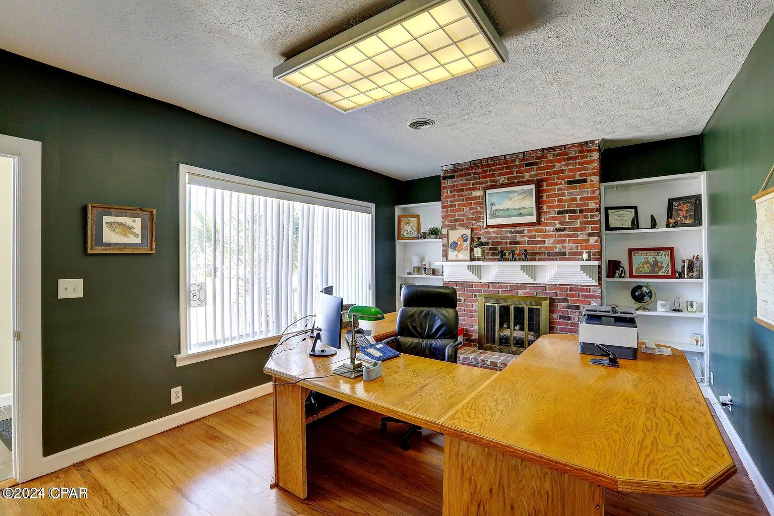 1148 Jenks Avenue — photo