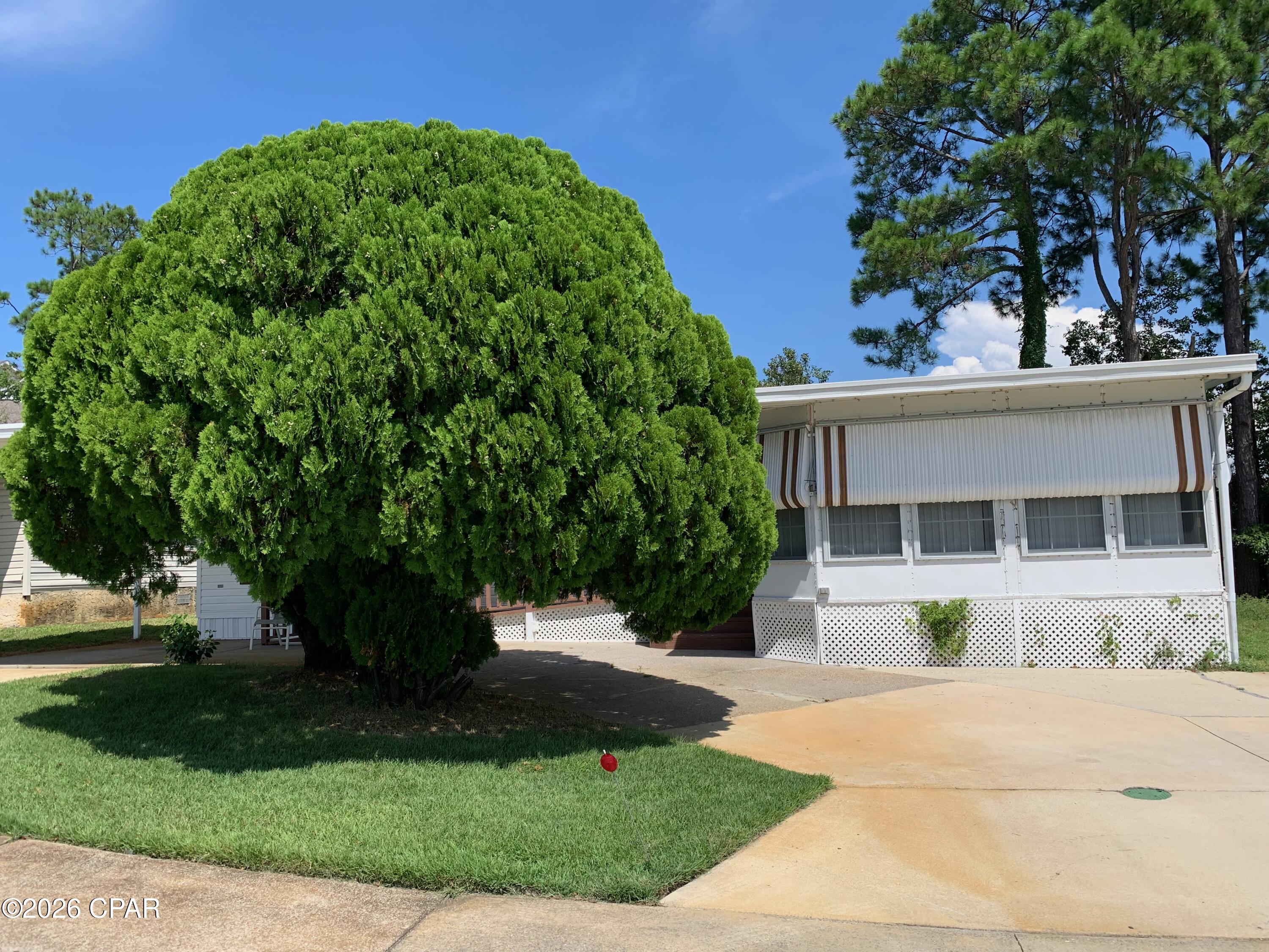 1670 Acre Circle — photo
