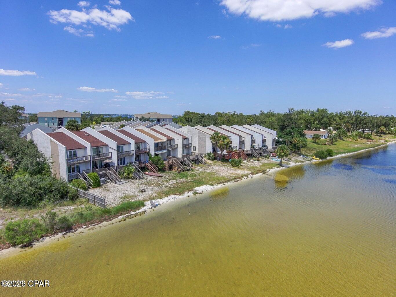 6445 Oakshore Drive — photo