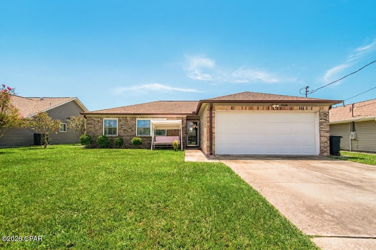 7556 Kelsey Drive — photo