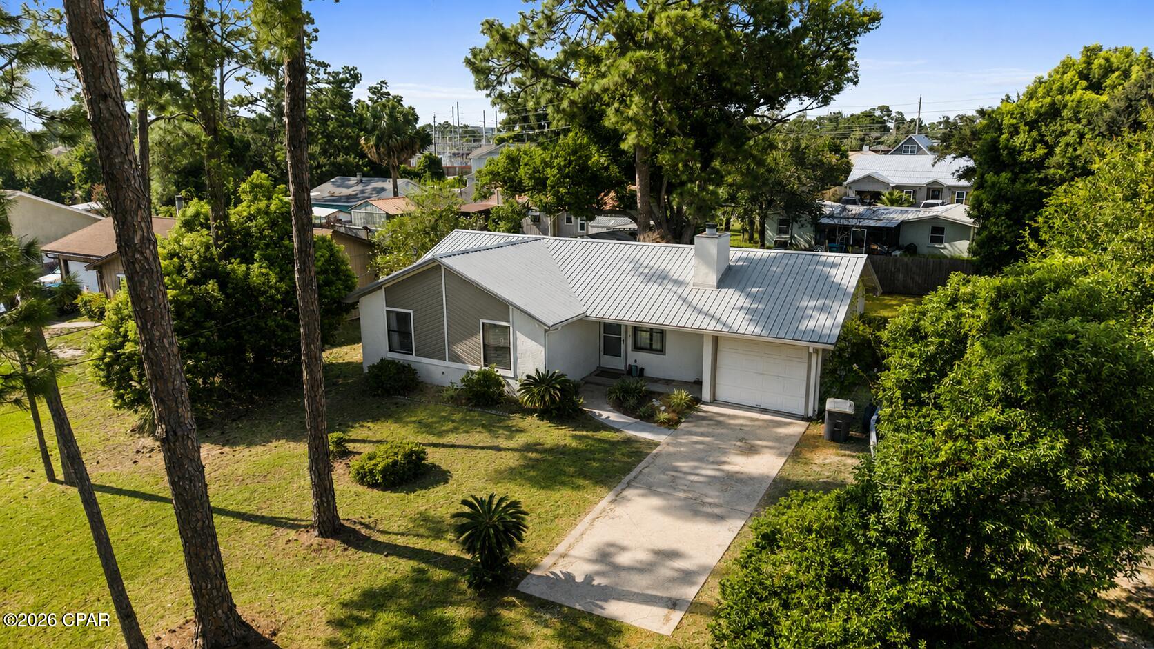 6328 Causeway Road — photo